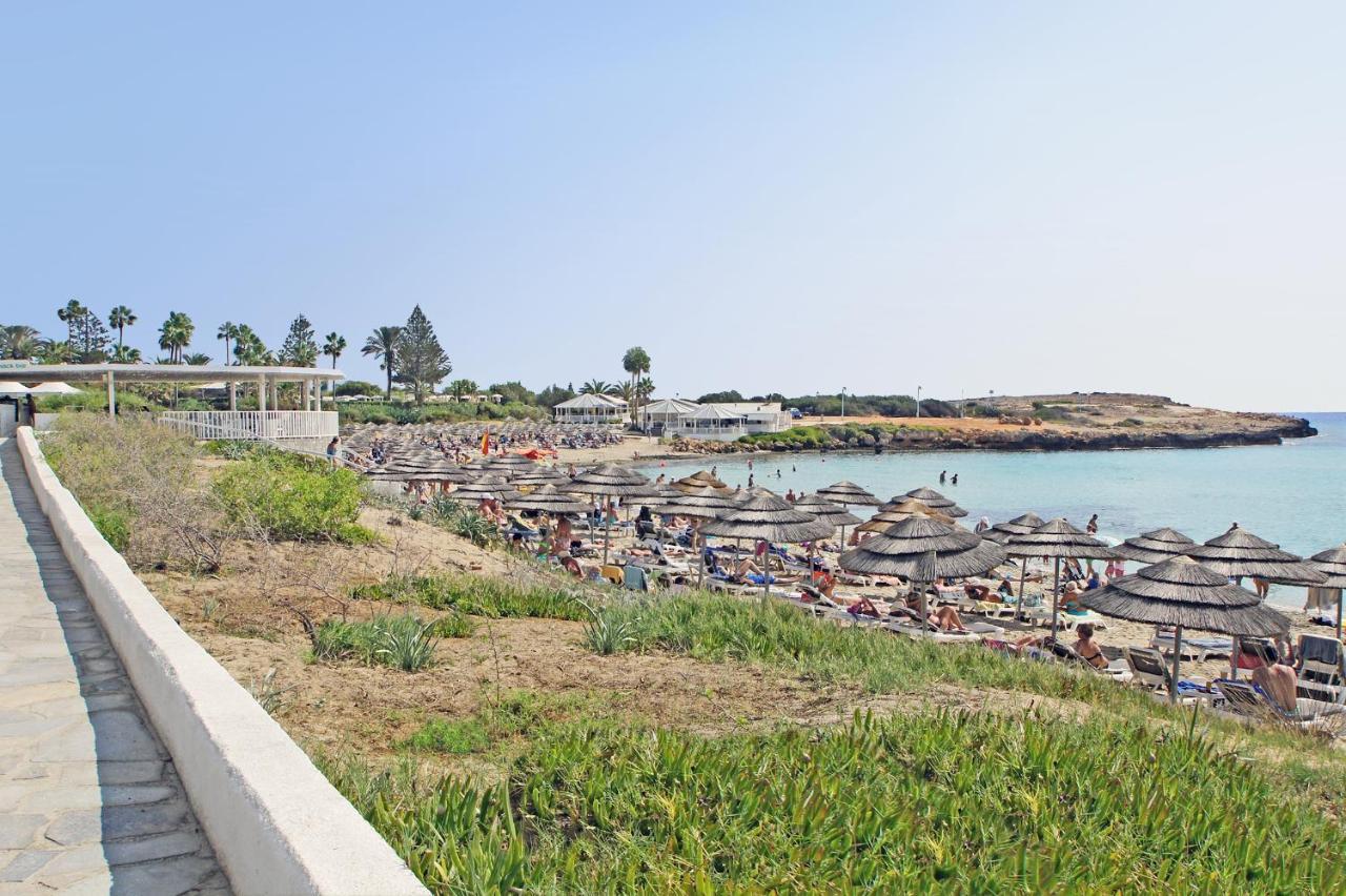 Villa Sunday Ayia Napa Exterior photo