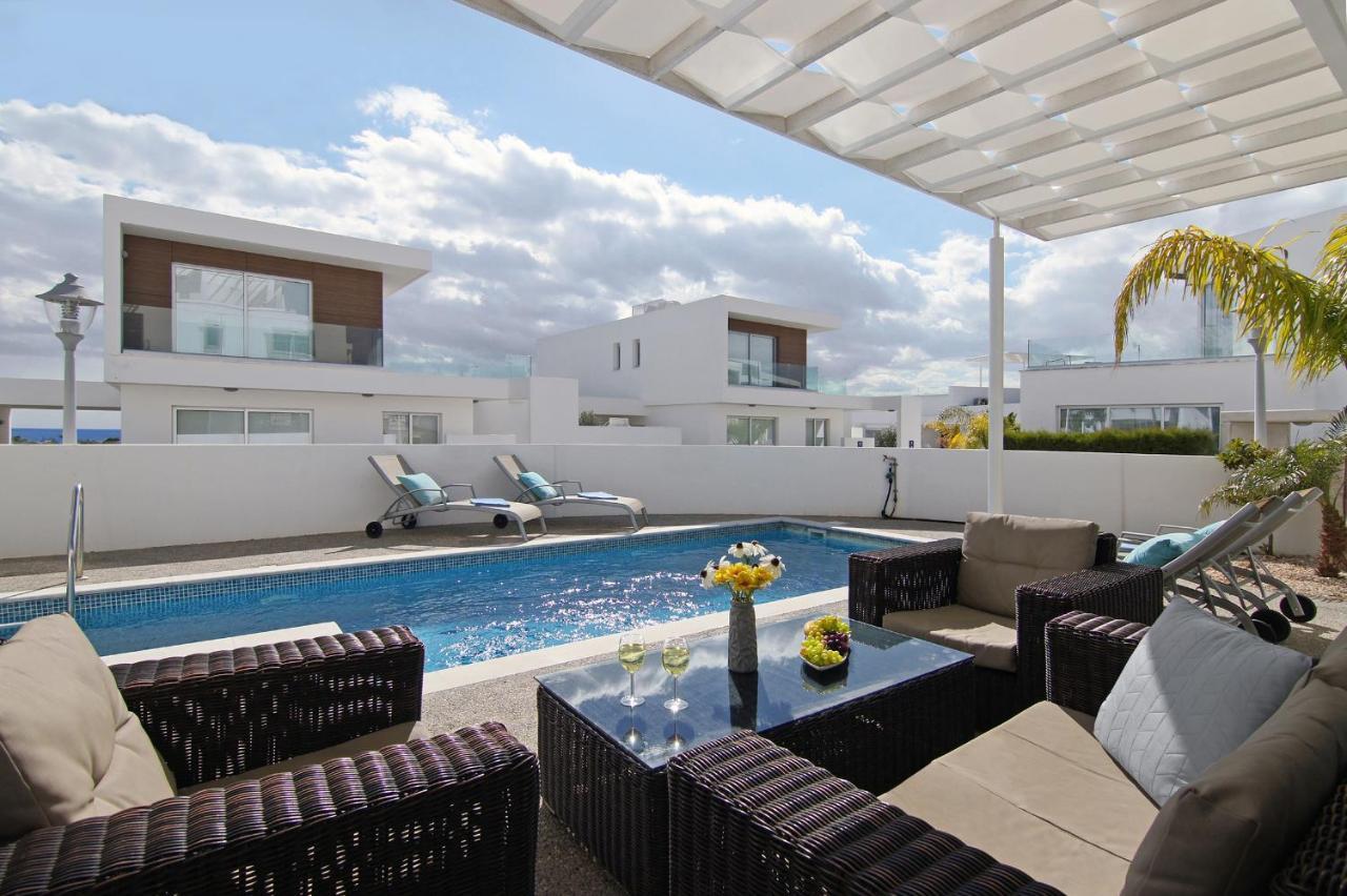 Villa Sunday Ayia Napa Exterior photo