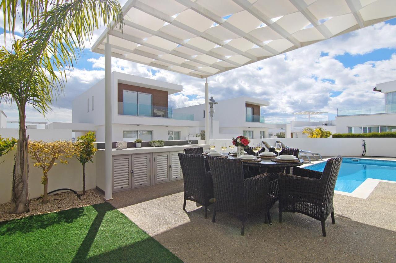 Villa Sunday Ayia Napa Exterior photo